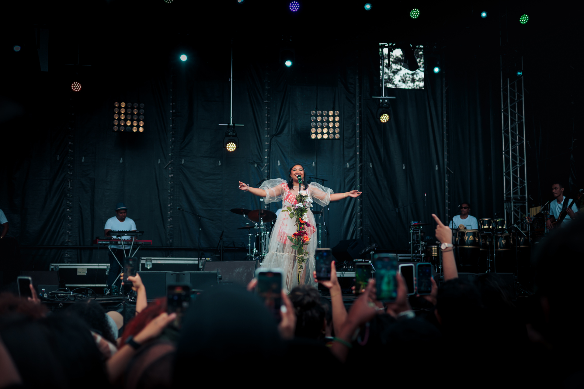 concerts/niu-raza